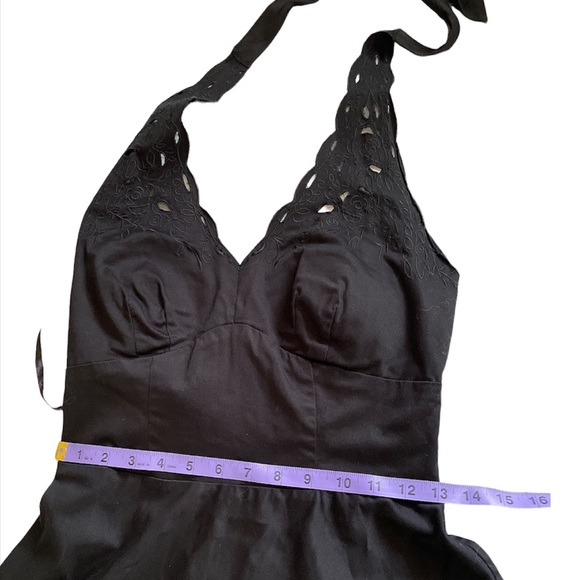 Vintage halter mini dress with eyelet detail - Picture 8 of 10